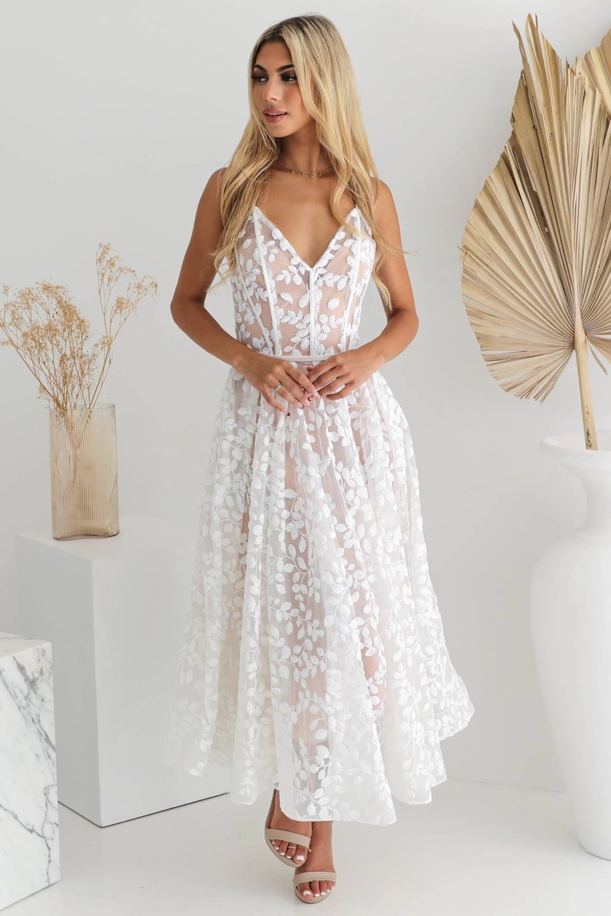 TINAHOLLY Isabella Gown TK068 (White/Nude) - RRP $499 5 TINAHOLLY Isabella Gown TK068 (White/Nude) - RRP $499 - Image 3