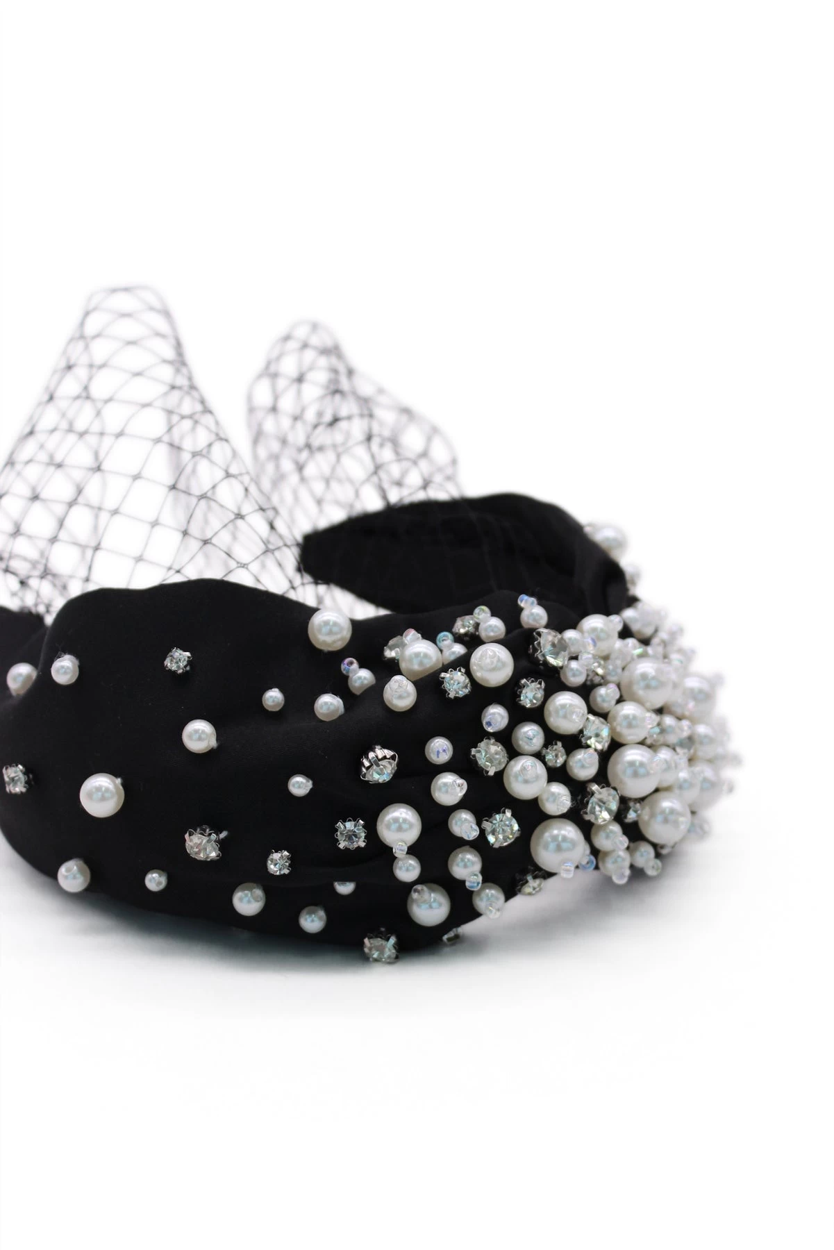 MORGAN & TAYLOR Naya Headpiece (Black/White) 6 MORGAN & TAYLOR Naya Headpiece (Black/White) - Image 4